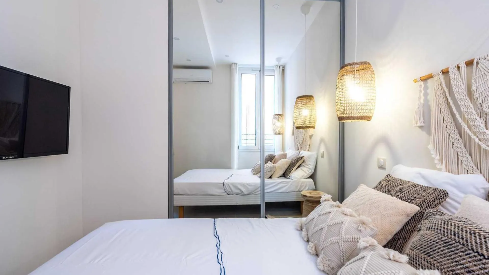 Modern Apartment -1Bdr 4P - 300M From The Beach Antibes France