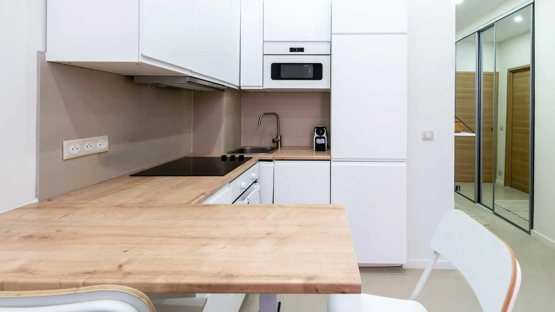 Modern Apartment -1Bdr 4P - 300M From The Beach Antibes